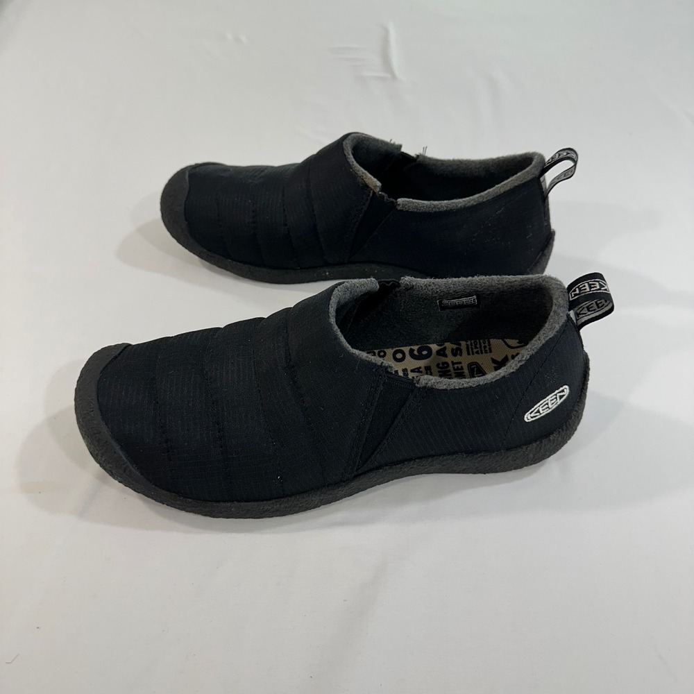 KEENโ Howser II Mens 10 Black Quilted Nylon Fleece Lined Slip On Slipper Shoes